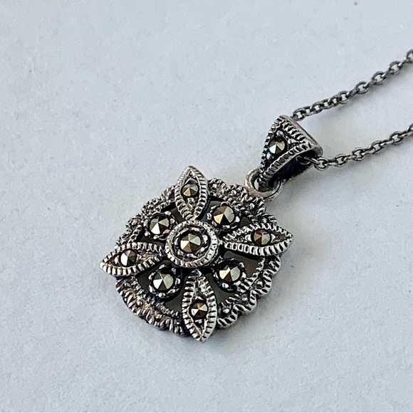 925 Sterling Silver Necklace - Picture 3 of 7